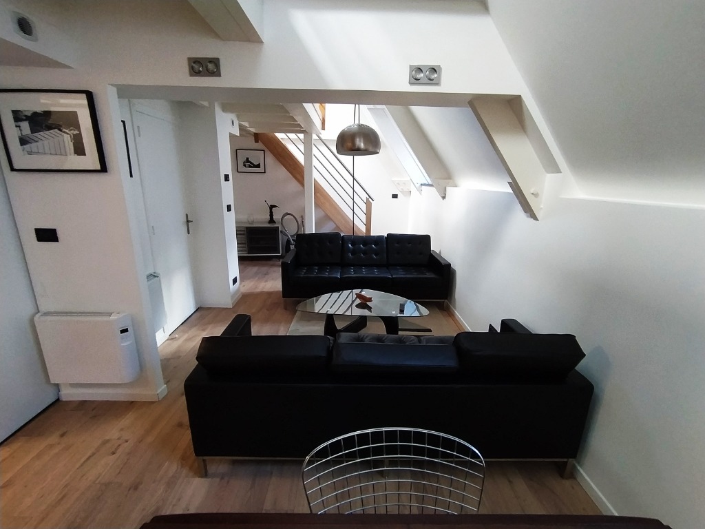 Location appartement - Lille - Vieux Lille - 3 pièces meublé de standing de 64m²