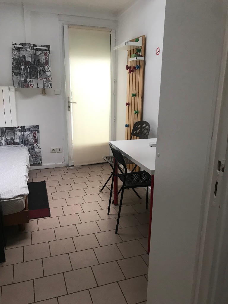 Location appartement 59000 Lille - Appartement T1 meublé- 13.21m² - Université Catholique