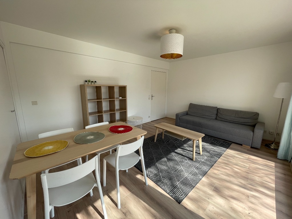Lille Gambetta - Wazemmes  - T4 meublé - 73m² - Balcon