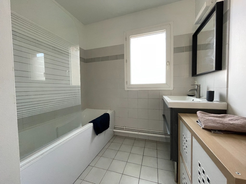 Lille Gambetta - Wazemmes  - T4 meublé - 73m² - Balcon