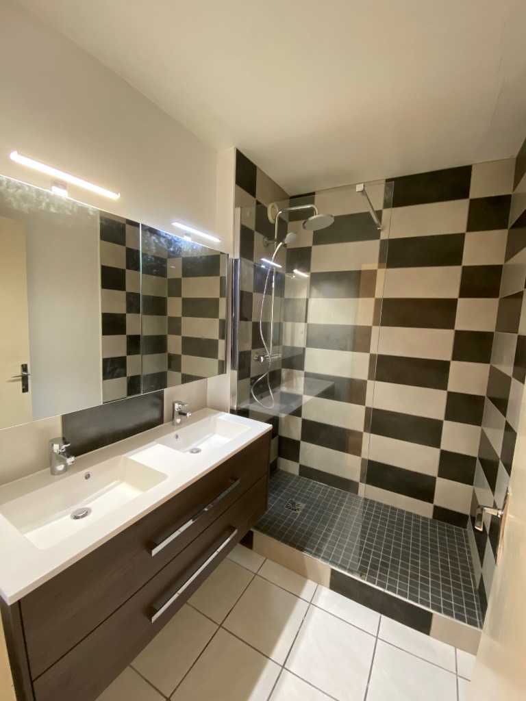 Villeneuve d'Ascq - T5  de 115,21m²