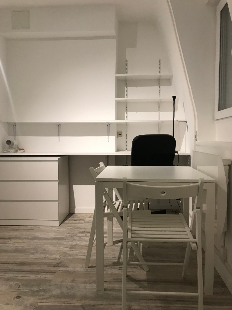 T1 meublé de 14.80m² refait à neuf 