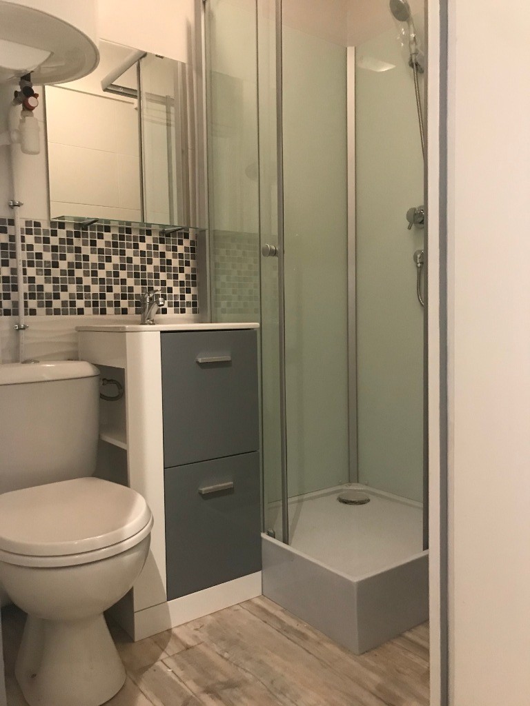 T1 meublé de 14.80m² refait à neuf 