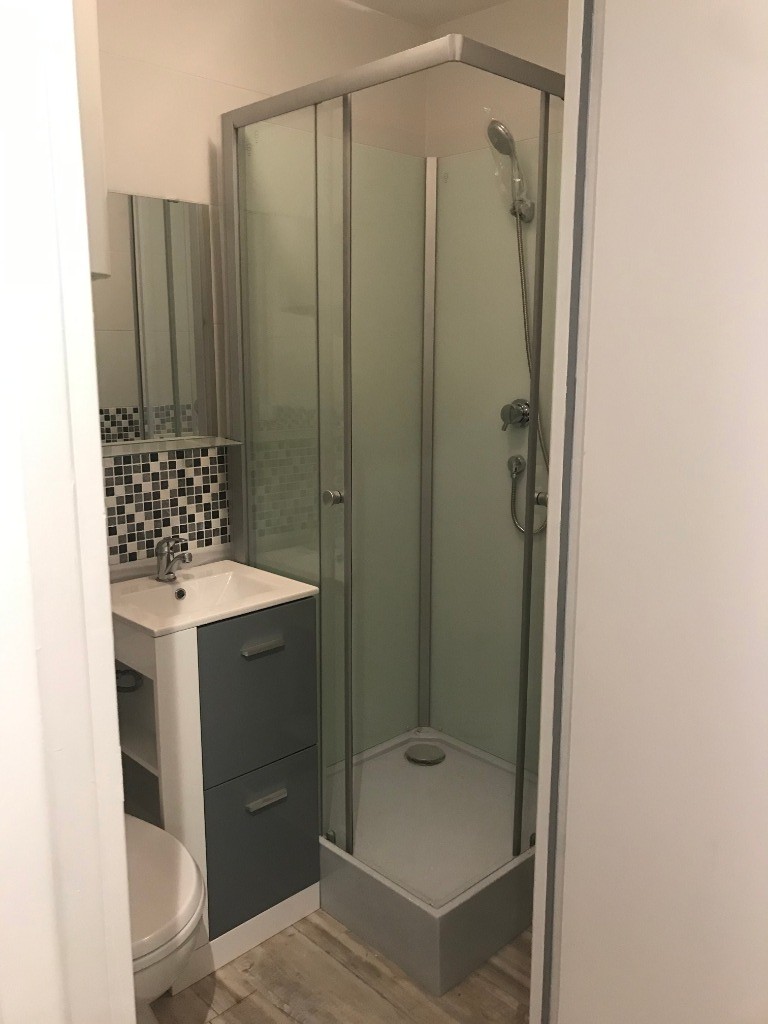 T1 meublé de 14.80m² refait à neuf 
