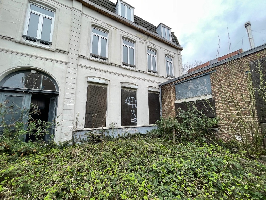 Vente appartement 59000 Lille - Hellemmes plateau à aménager de 46,14 m2 avec jardin