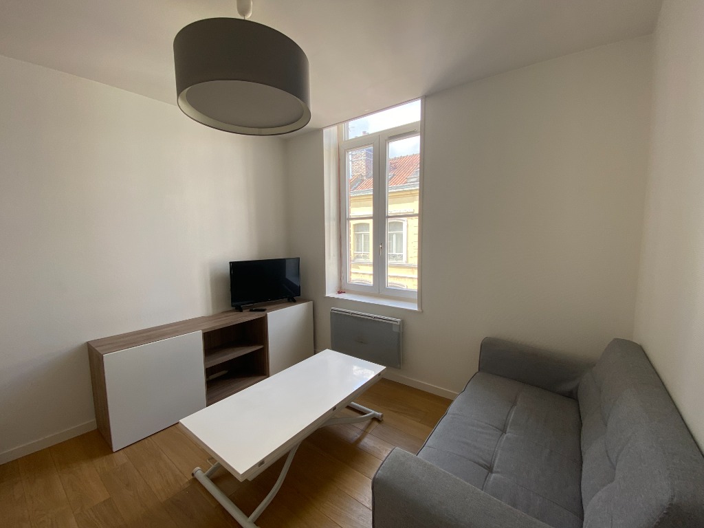 LILLE - NATIONALE/SOLFERINO Type 2 - 31,07 m²