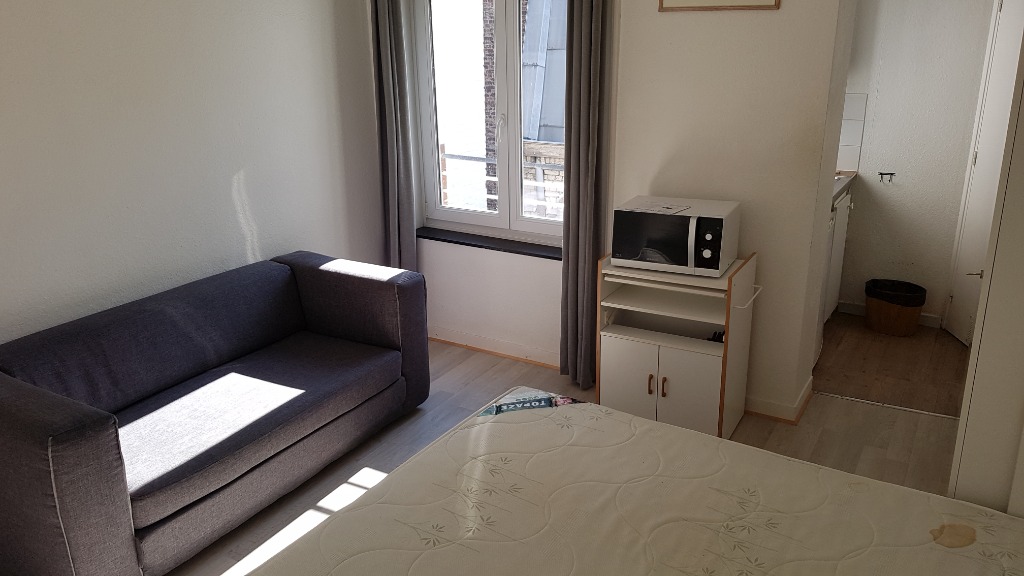 T1 meublé 19.06m² - St Michel 