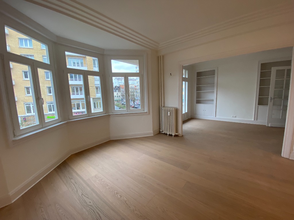 Vente appartement - Centre Lille, appartement 98 m2, 3 chambres, parking en sus