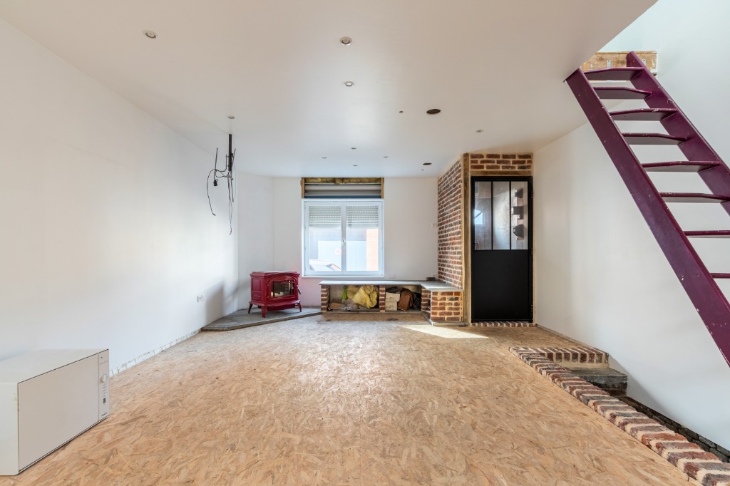 Maison 2 chambres à vendre à La bassee 59480, prix 93 500 € (HAI) Brique Rouge Immobilier