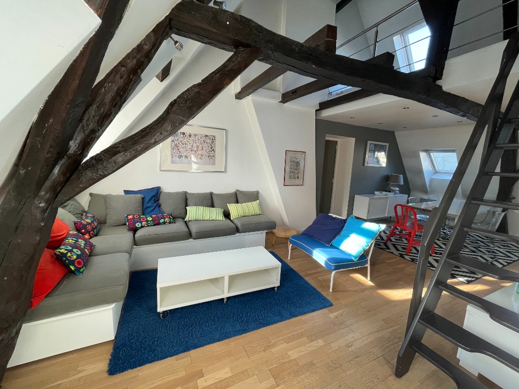 Location appartement 59000 Lille - Vieux Lille - rue Royale - Type 3bis meublé de 69,03m²