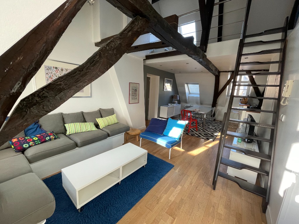 Vieux Lille - rue Royale - Type 3bis meublé de 69,03m²