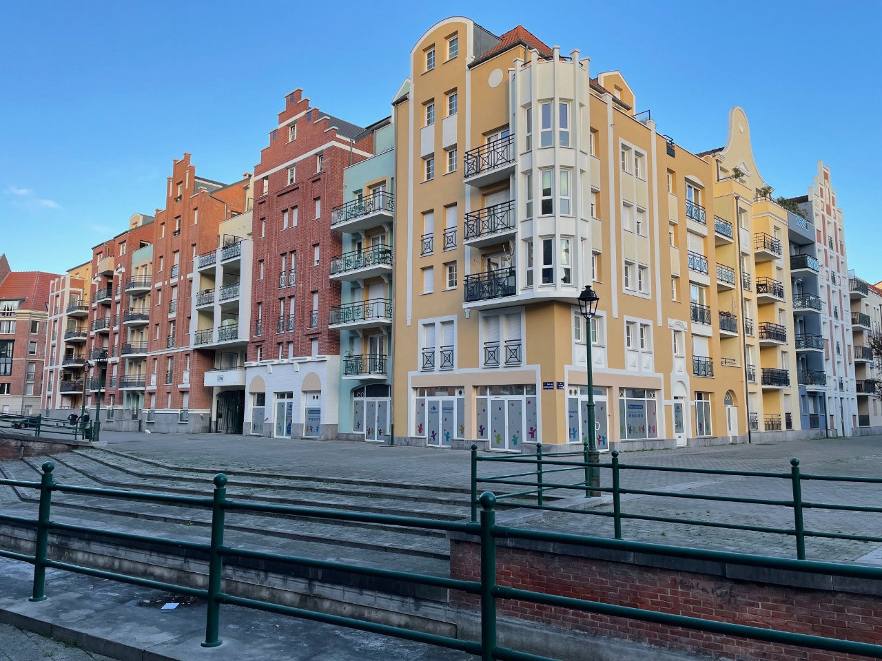 Vente appartement 59000 Lille - Vieux Lille - Appartement 3 pièces aves terrasse  à RENOVER