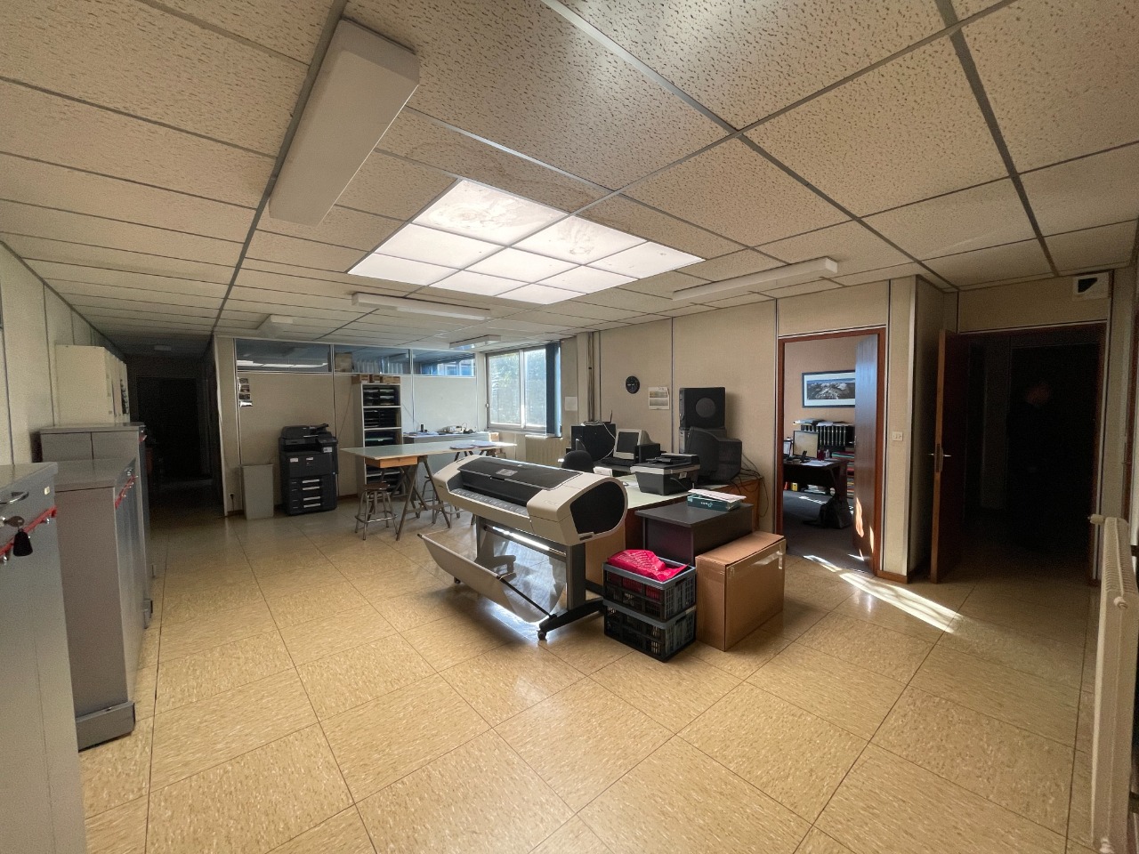 IMMEUBLE A USAGE DE BUREAUX