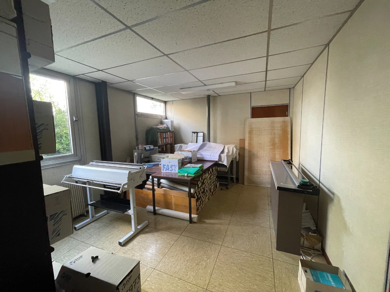 IMMEUBLE A USAGE DE BUREAUX