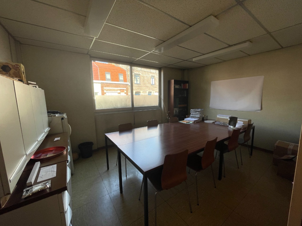 IMMEUBLE A USAGE DE BUREAUX