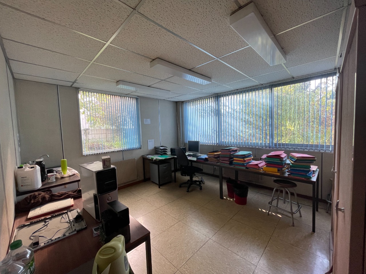 IMMEUBLE A USAGE DE BUREAUX
