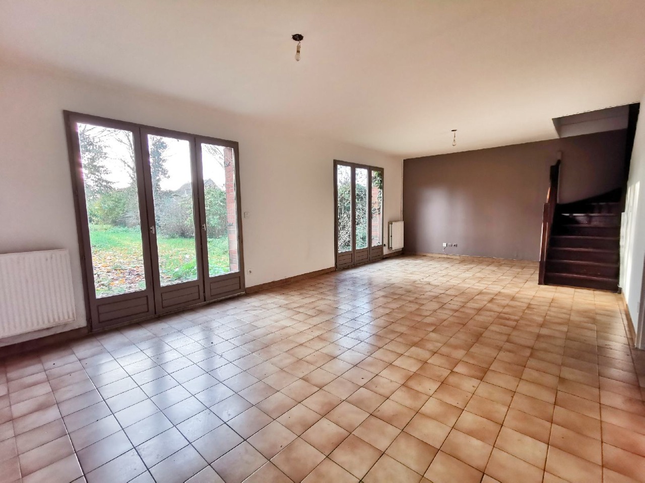 Vente maison 59184 Sainghin en weppes - Maison récente semi individuelle 4 chambres, jardin, garage