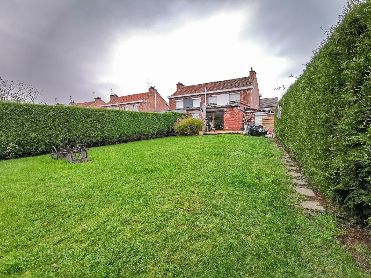 Vente maison 59136 Wavrin - Maison semi-individuelle avec jardin garage et parkings