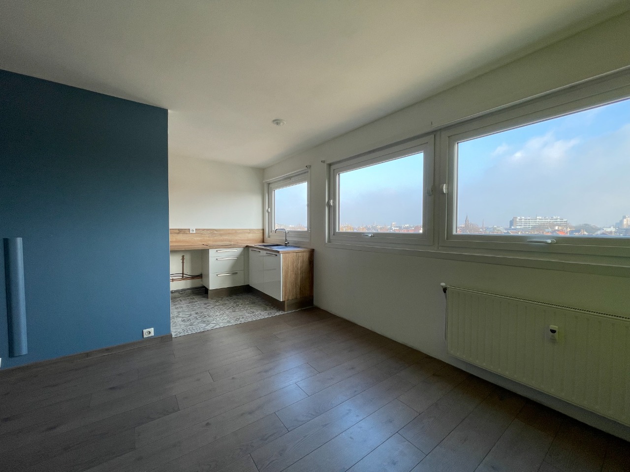 Vente appartement 59000 Lille - Appartement type 2 bis - cave et parking 