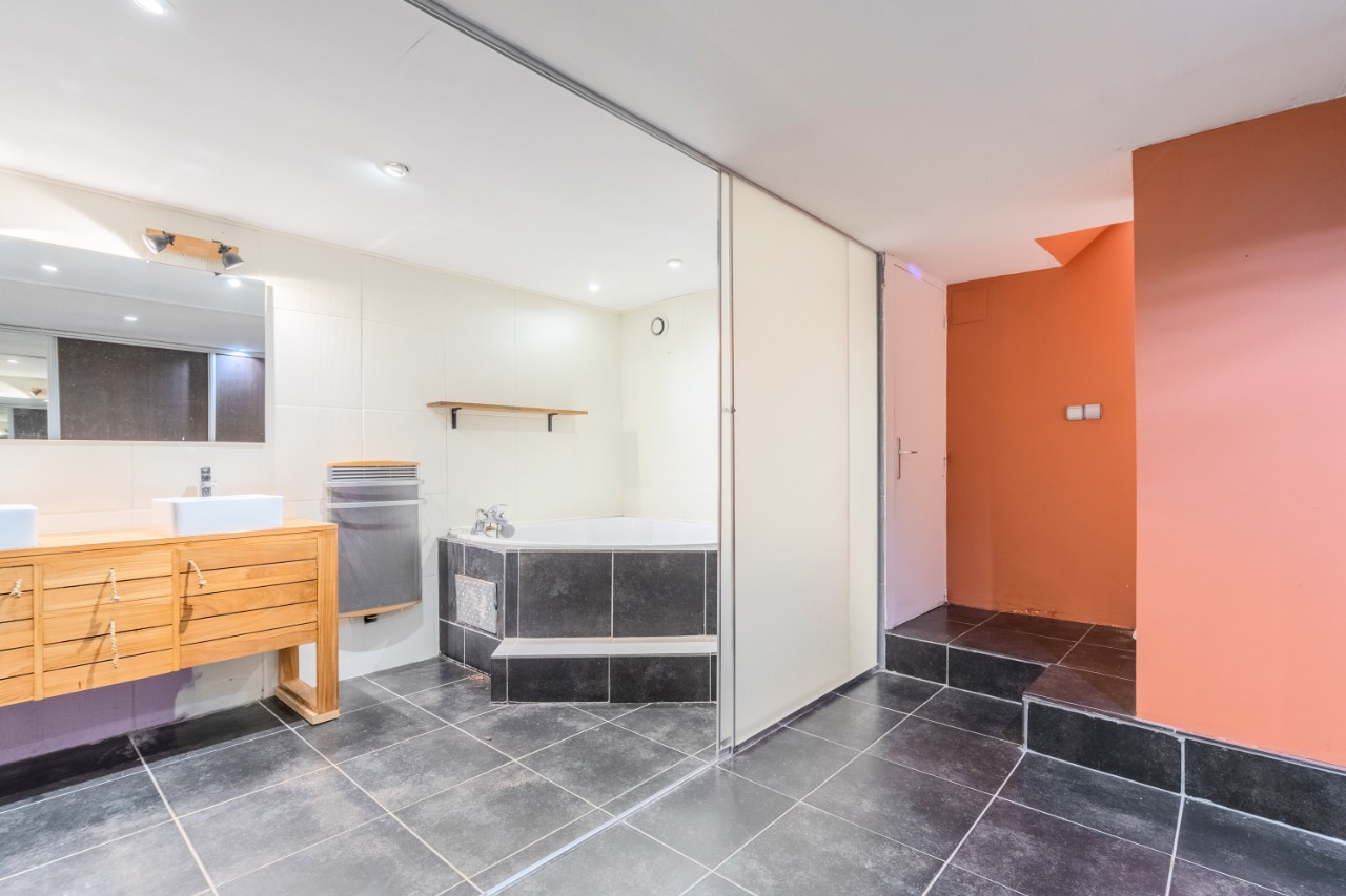 Wattignies loft avec jardin et parking  