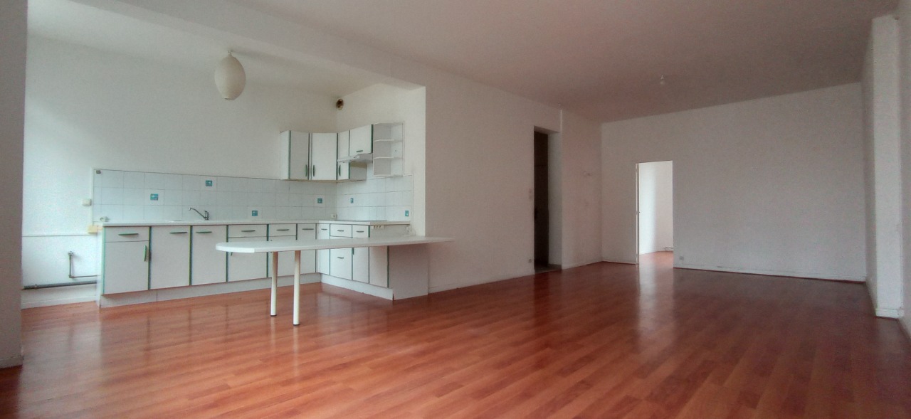 Location appartement 59280 Armentieres - Grand T2 lumineux de 68m2, idéalement situé