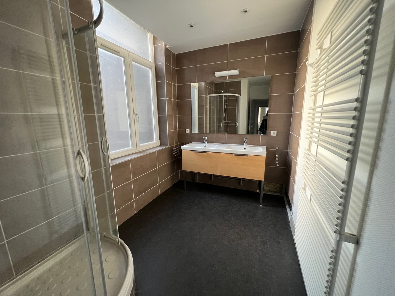 Spacieux Duplex rue Nationale