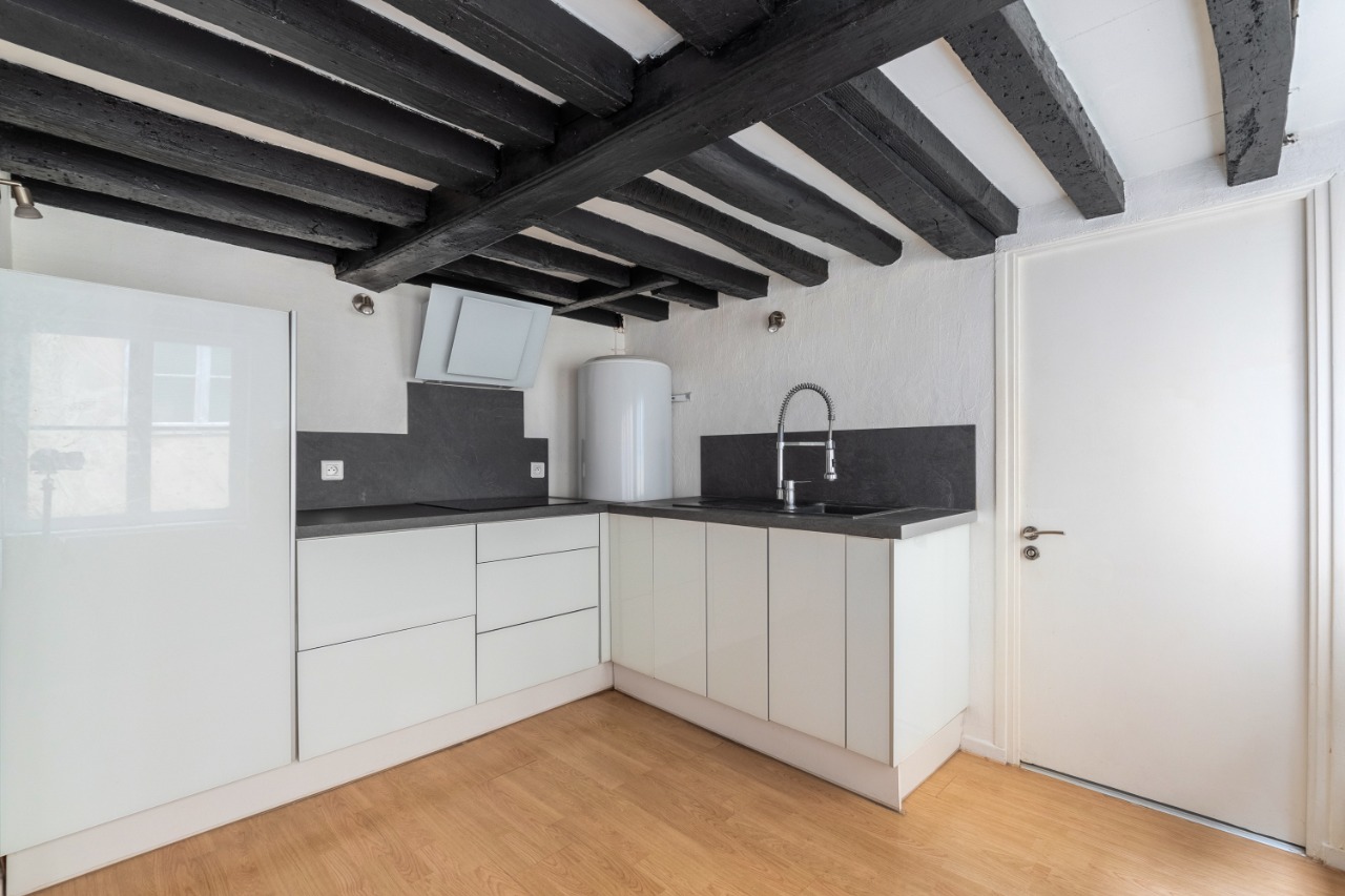 Charmante Maison avec cour Nichée au coeur du Vieux-Lille.