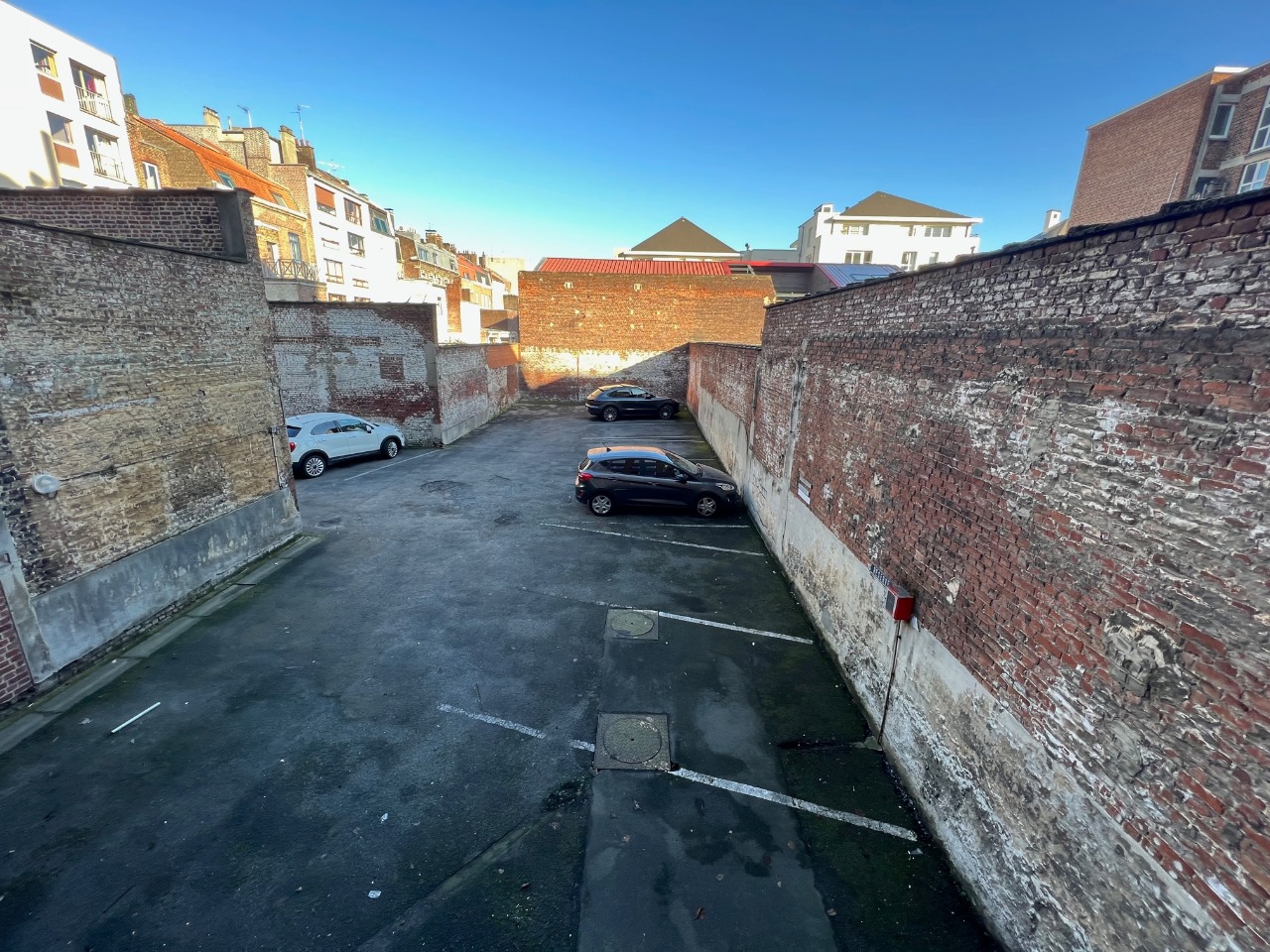 T3 avec Parking face au Théâtre Sébastopol