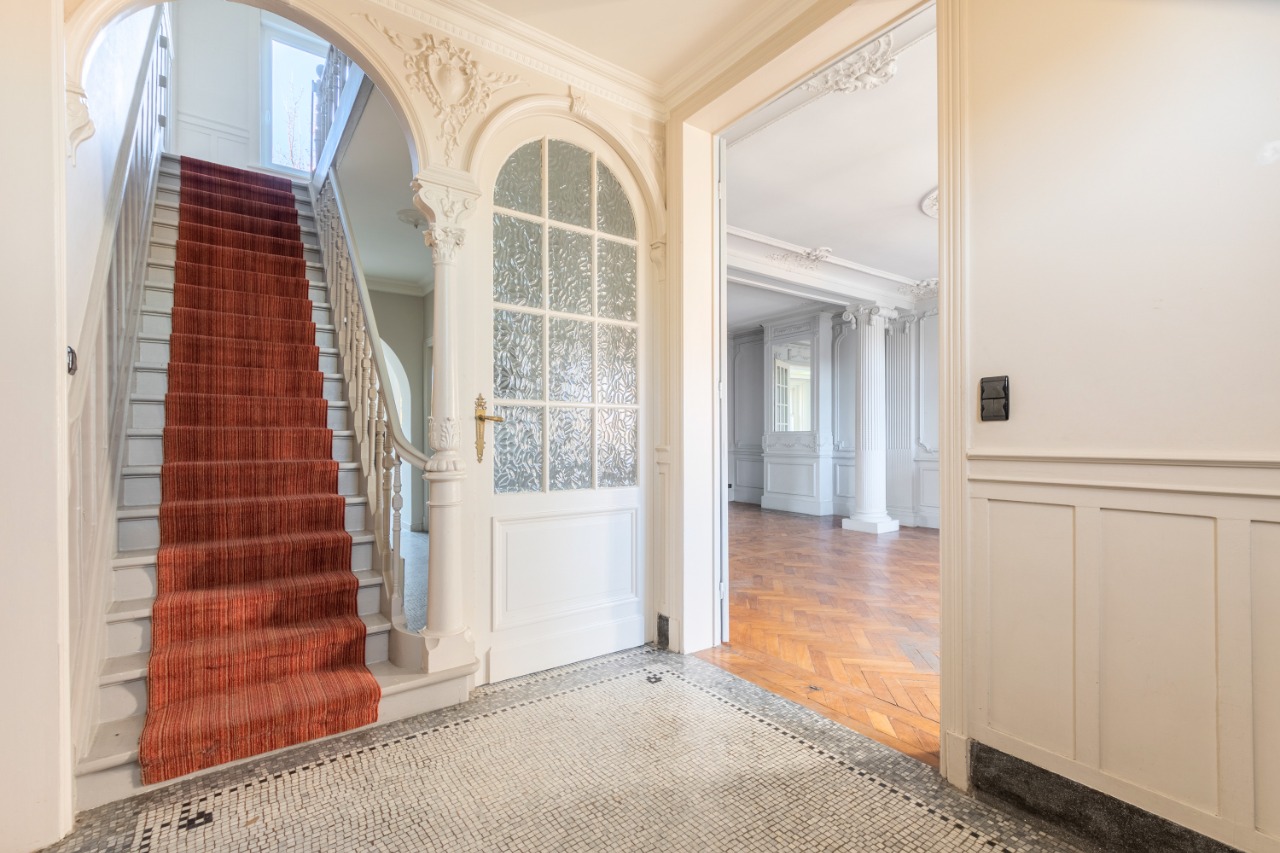 MAISON DE MAITRE AVEC CACHET