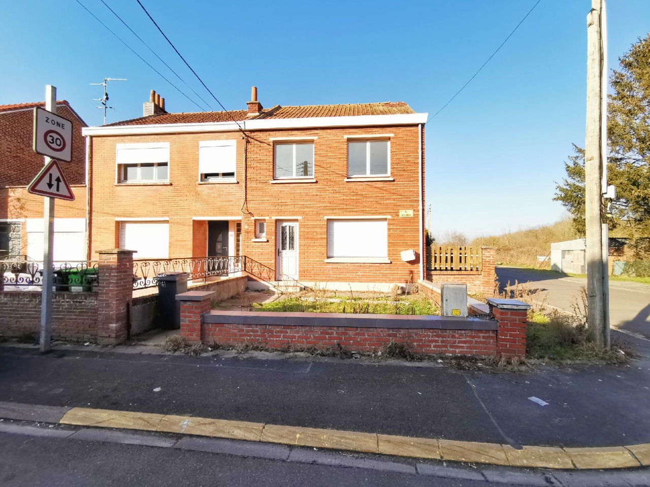 Vente maison 59221 Bauvin - Maison semi individuelle - 4 chambres Jardin et Parking