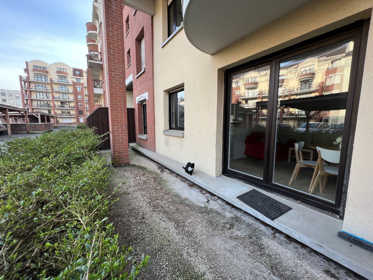 T2 avec terrasse et parking