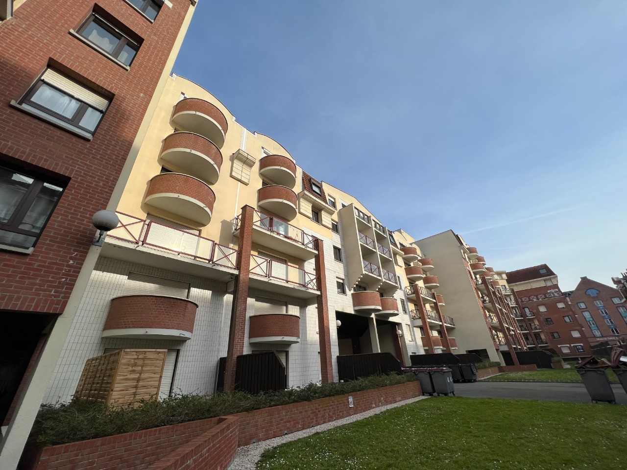 T2 avec terrasse et parking