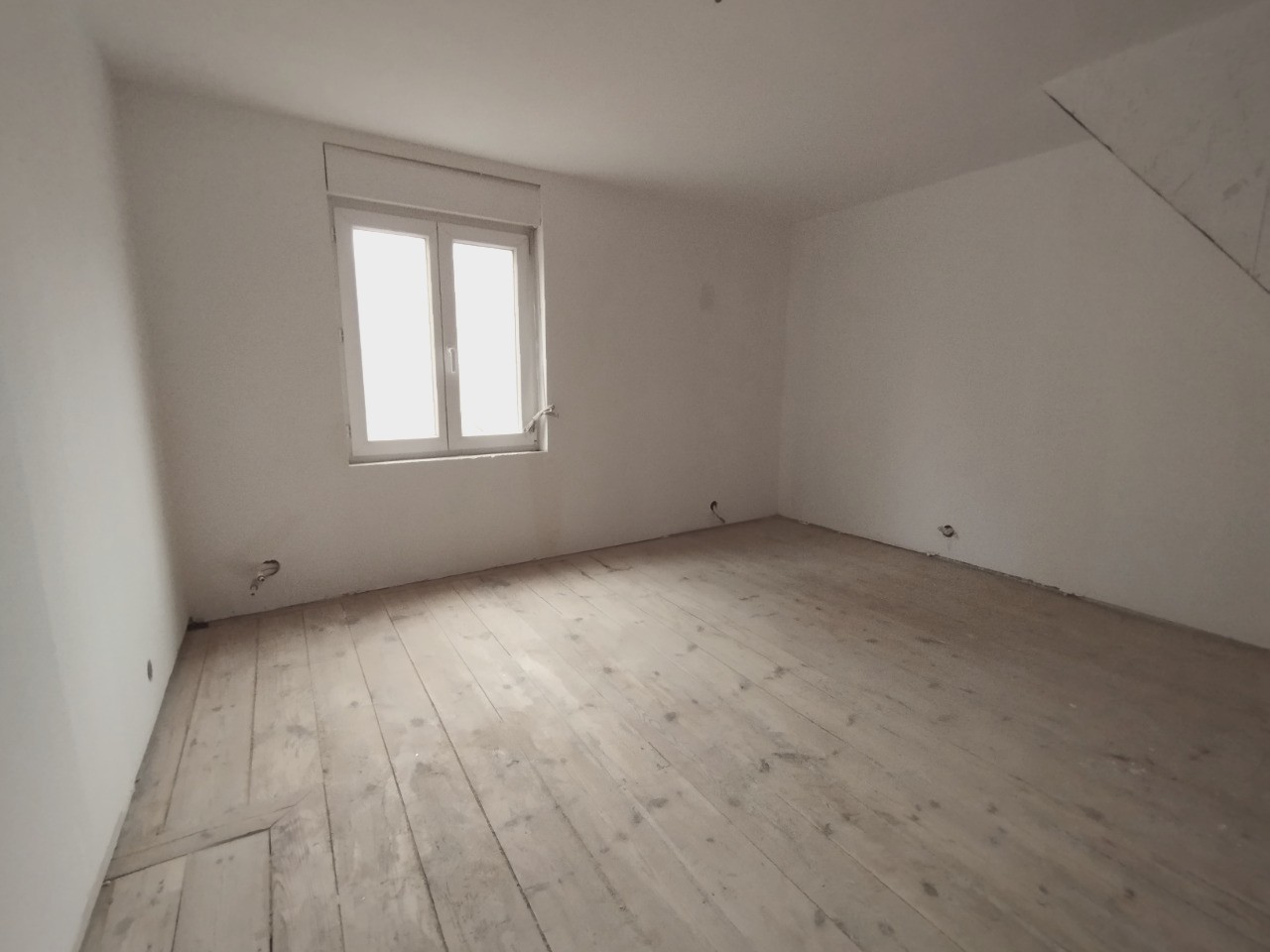 Maison rénovée 2 chambres et un extérieur