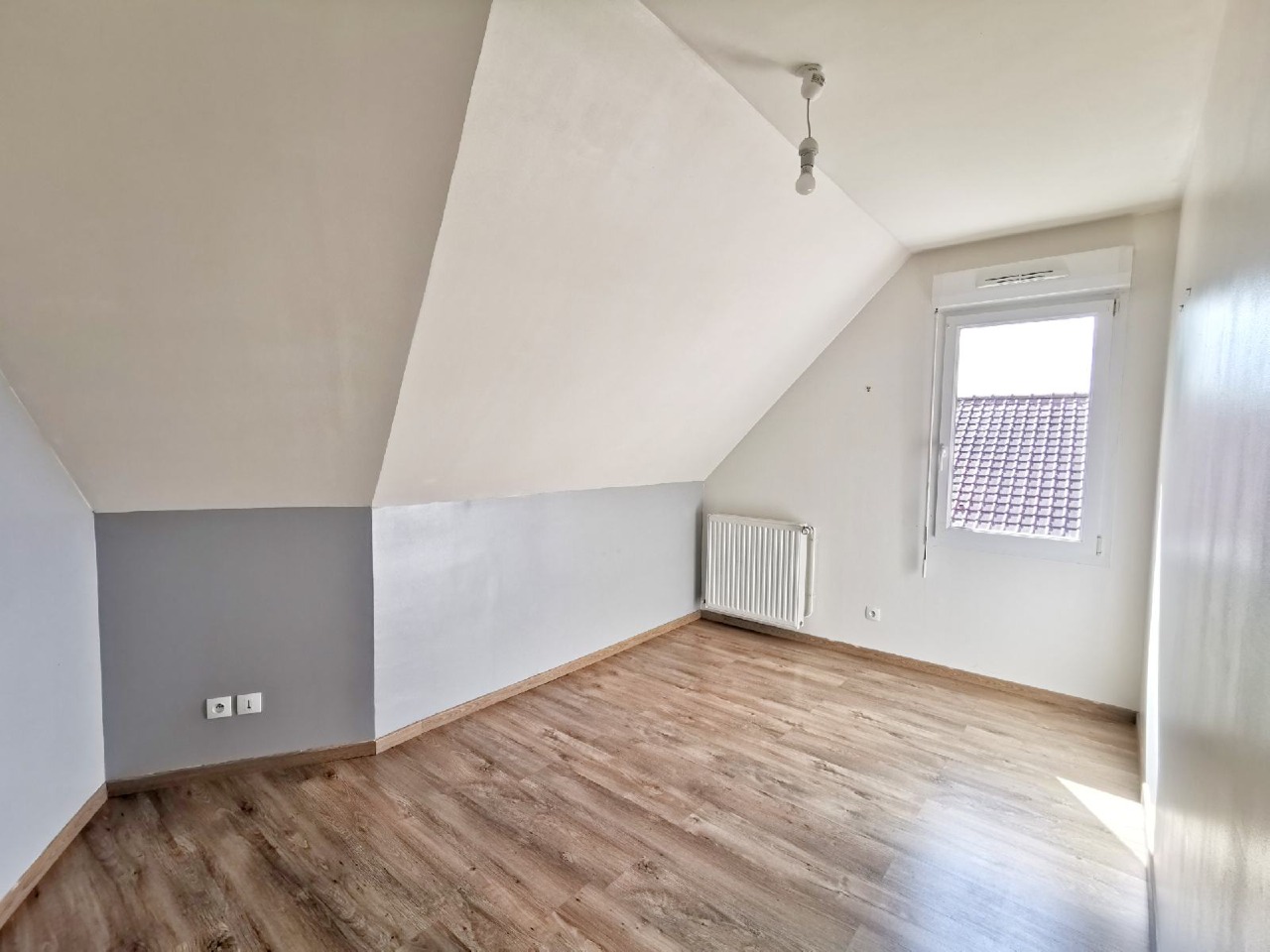  Maison Individuelle en briques récente en secteur aéré