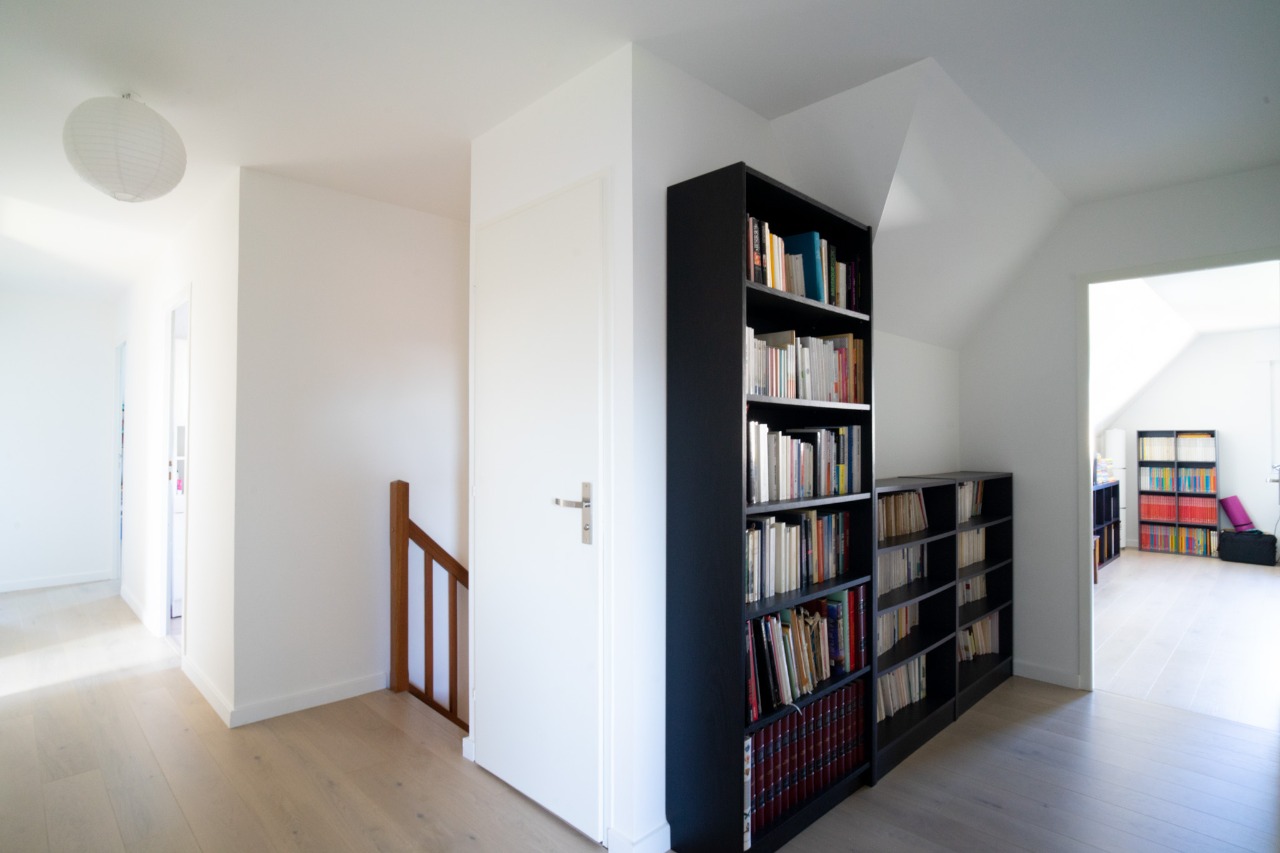 Individuelle en second rang, beaux volumes.