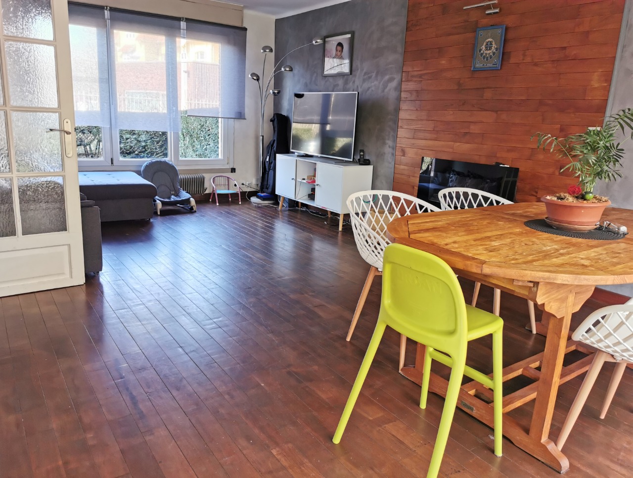 Maison de type bâtir d'environ 82 m²