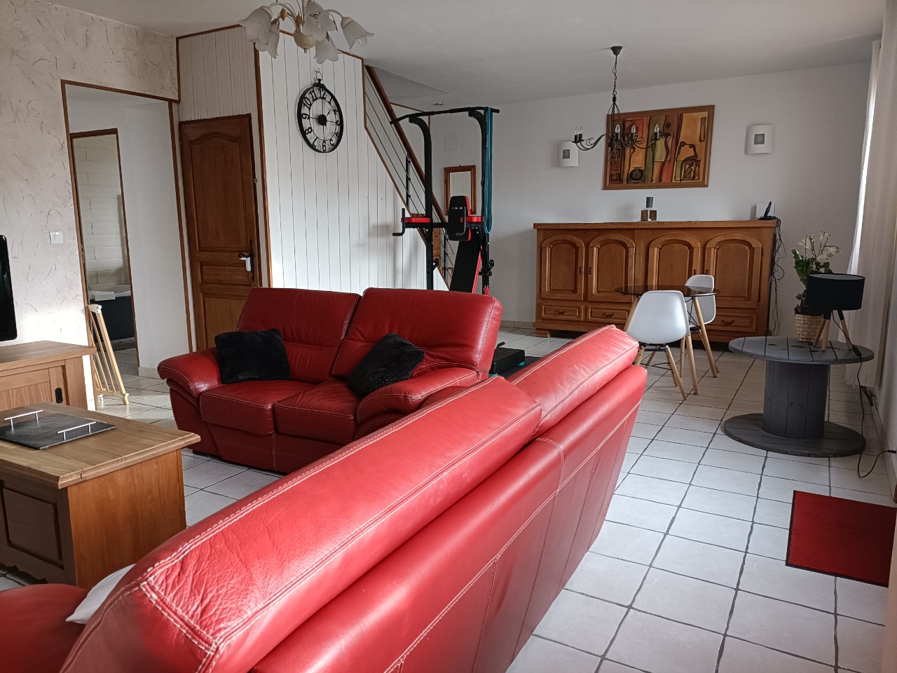 Maison large façade individuelle sur 835m² de terrain 