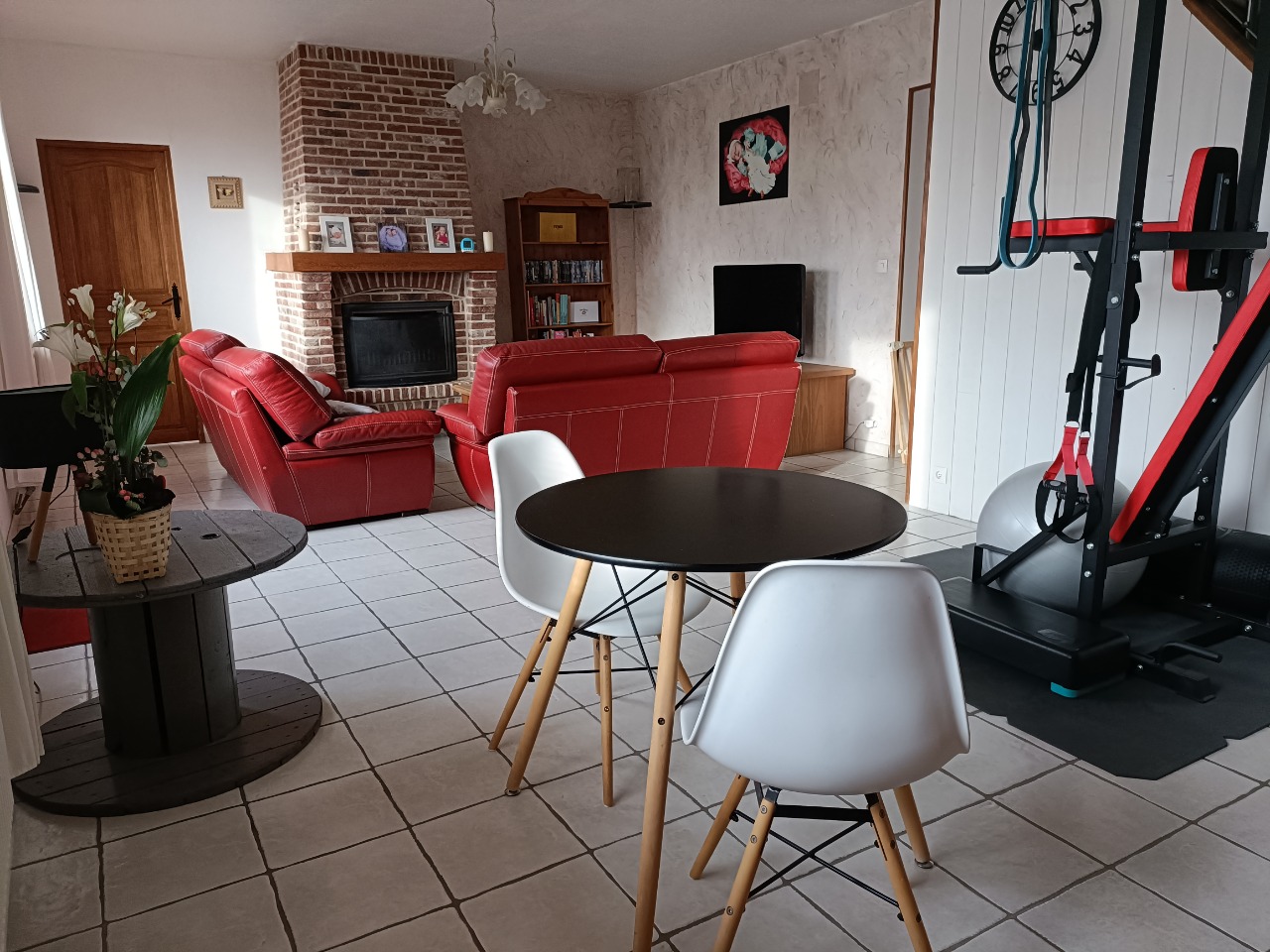 Maison large façade individuelle sur 835m² de terrain 