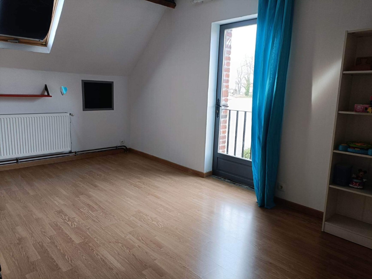 Maison large façade individuelle sur 835m² de terrain 