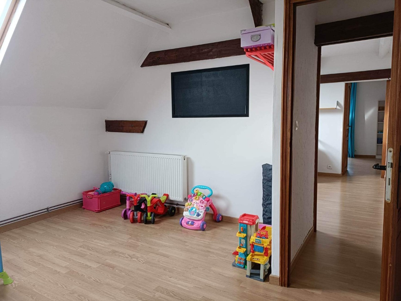 Maison large façade individuelle sur 835m² de terrain 