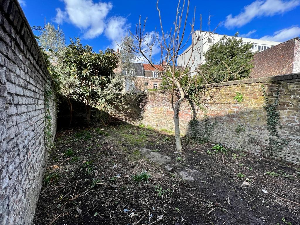 Maison à rénover 166m2 avec jardin - Jean-Baptiste Lebas 