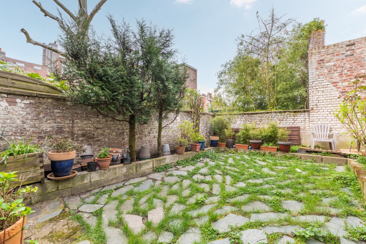 Maison de ville 250m2 avec jardin et cave 