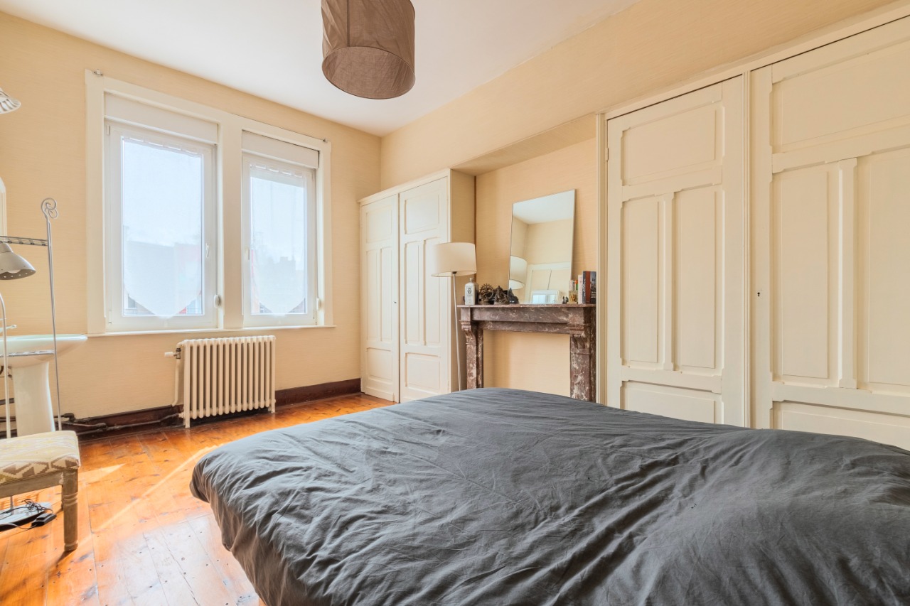 Maison de ville 250m2 avec jardin et cave 