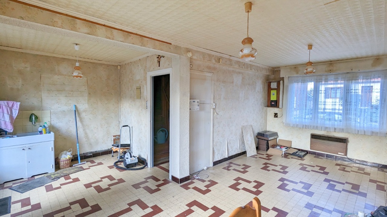 Vente maison 59184 Sainghin en weppes - Maison des années 60 avec Grand Potentiel