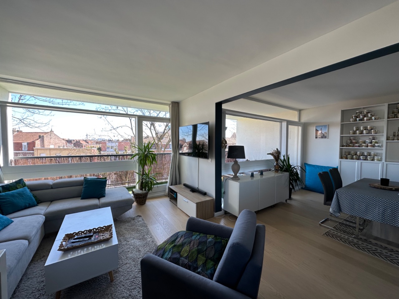 Type 4 Lille avec balcon et garage