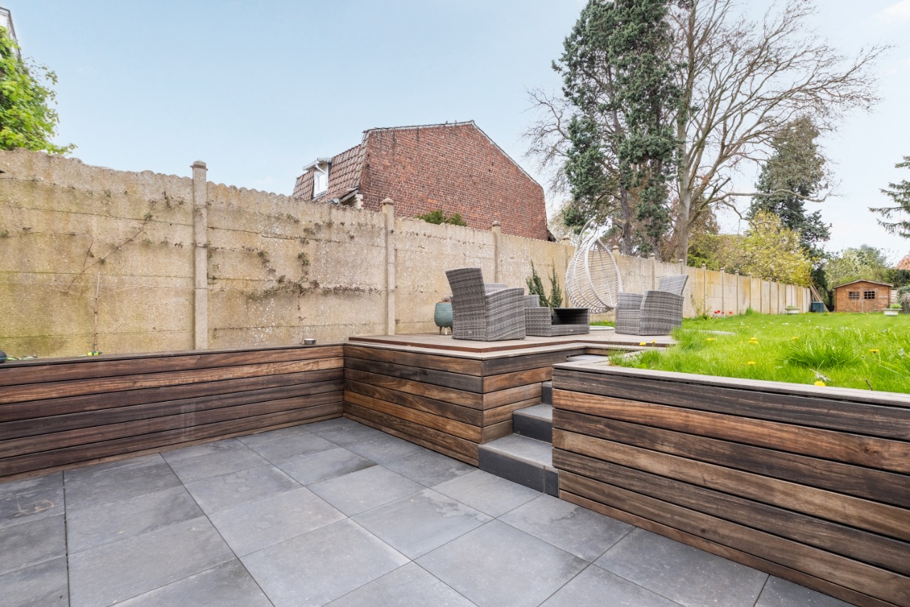 MAISON SEMI PLAIN PIED 5CH BUREAU JARDIN VILLAGE 