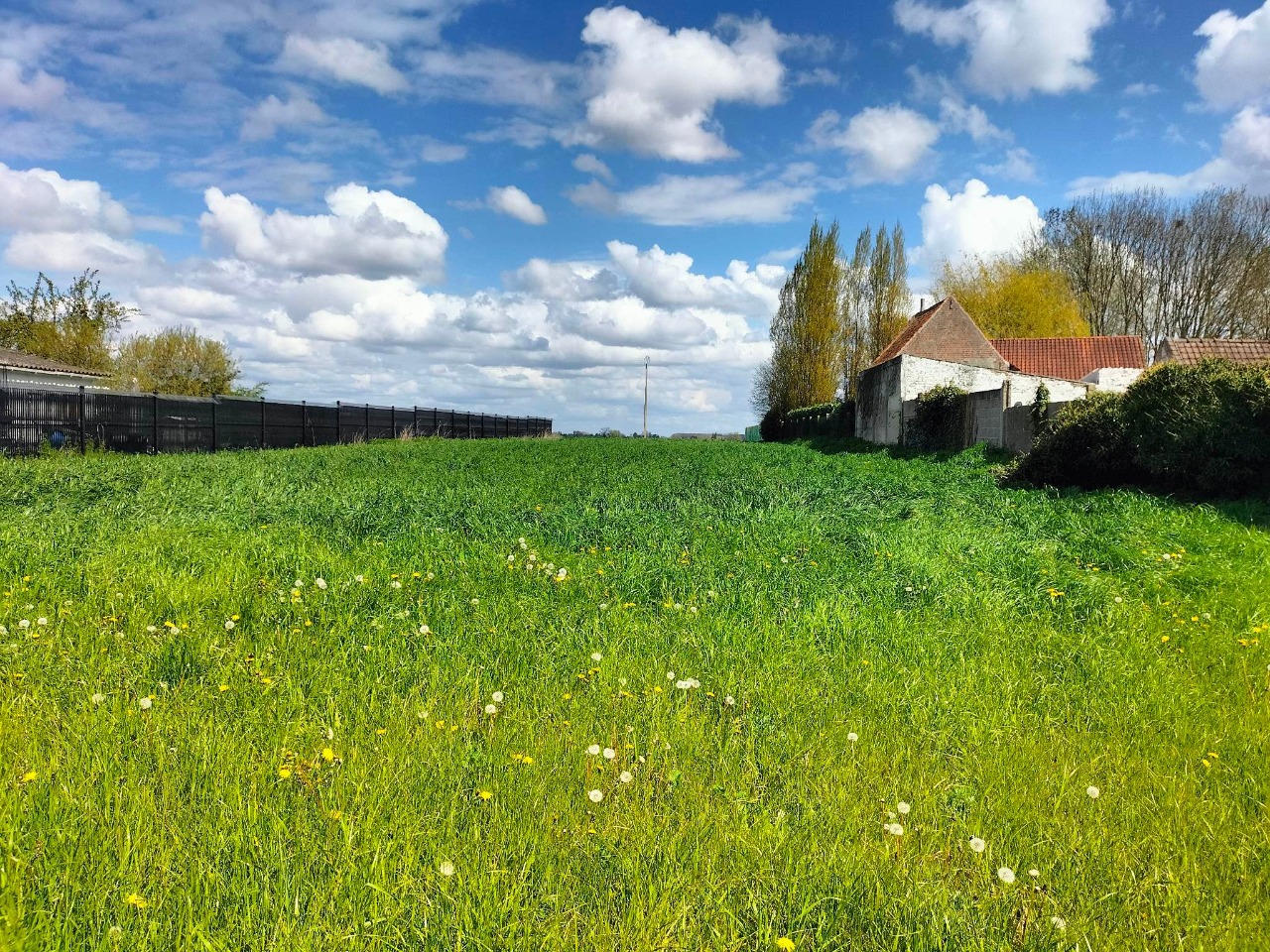 Vente terrain 59496 Salome - Magnifique Terrain constructible de 1210m² secteur prisé !