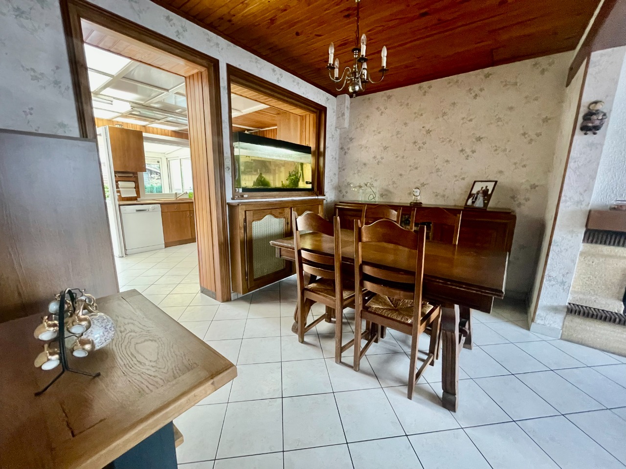Maison semi-individuelle 3 chambres, jardin, garage 