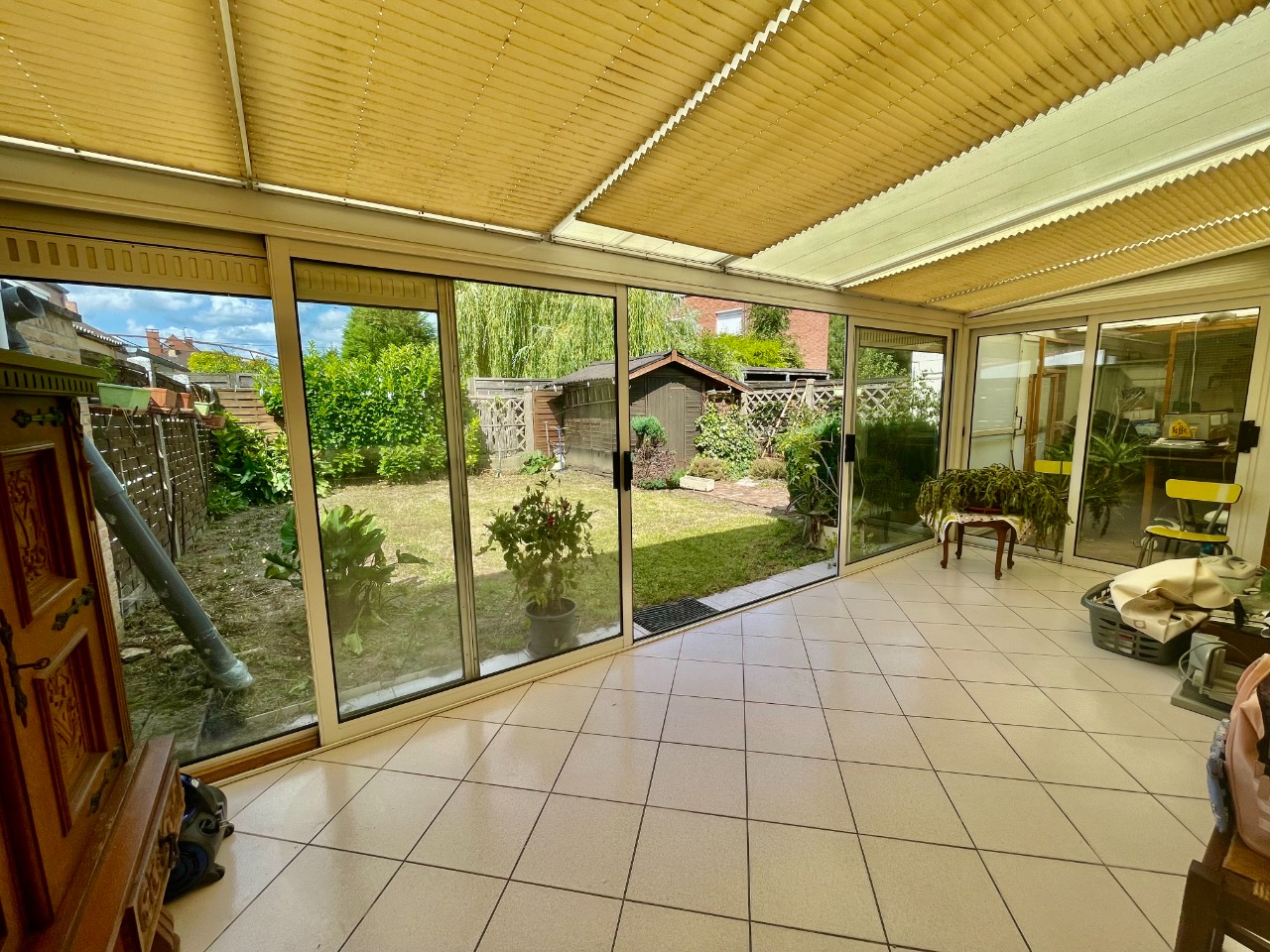 Maison semi-individuelle 3 chambres, jardin, garage 