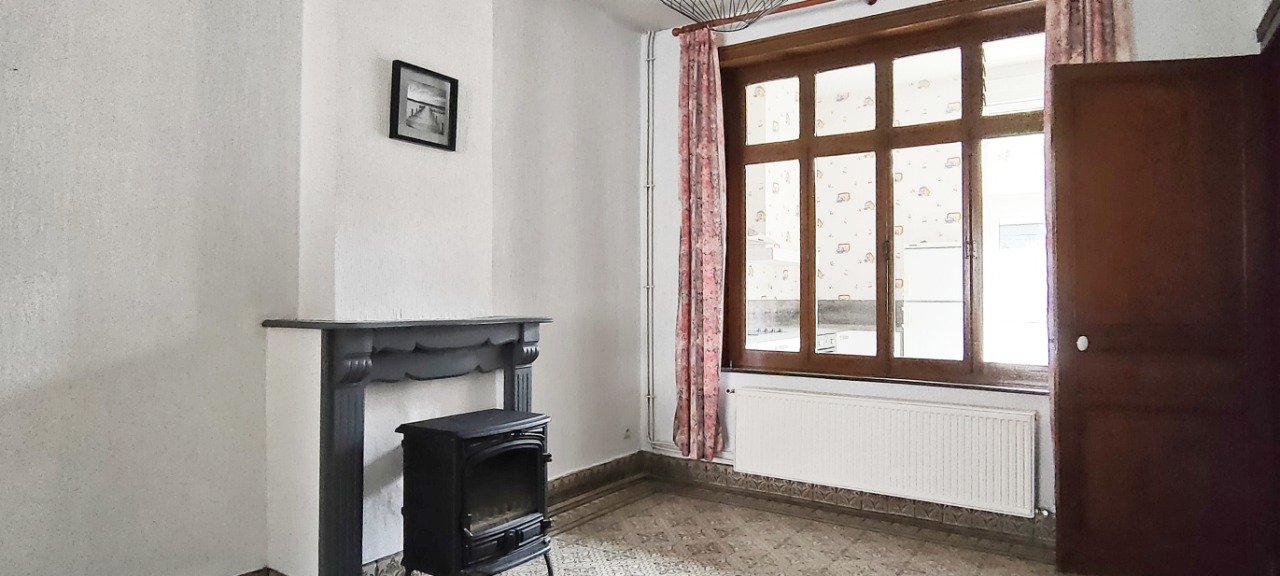 MAISON AVEC CACHET 4 CHAMBRES